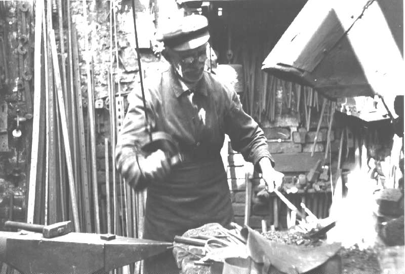 hier st&uuml;nde 13HUHNST/1312HUHN.JPG